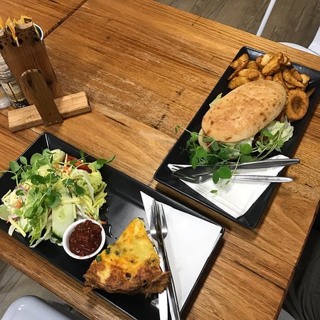 Two Little Owls Cafe - Go Out 0