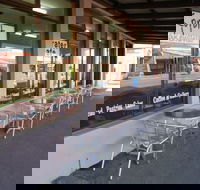 Koroit Country Bakehouse - Pubs and Clubs