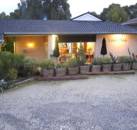 Max's Cafe  Restaurant - Go Out
