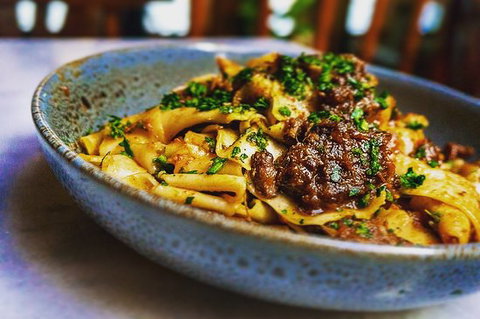 Red Hill Hotel - Go Out 0