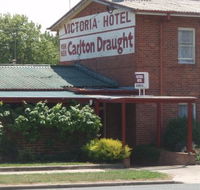 Victoria Hotel - Go Out