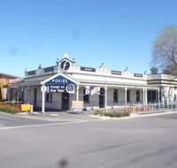 The Foundry Hotel  Mister Bobs Sports Bar - Go Out