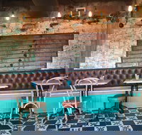 La Baguette - Go Out