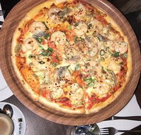 Beretta Cafe and Pizza Bar - Pubs and Clubs