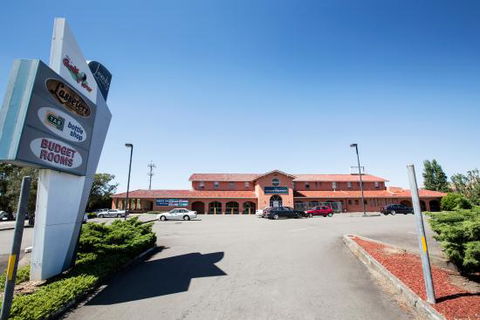 Golf View Hotel - Motel - Go Out 0