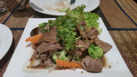 Thai Garlic Restaurant - Go Out 0