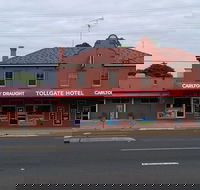 Tollgate Hotel - Go Out