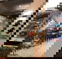 Yakiniku Kosu - Pubs and Clubs