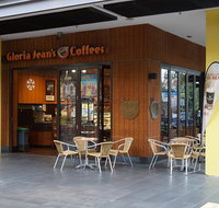 Gloria Jeans - Pubs and Clubs
