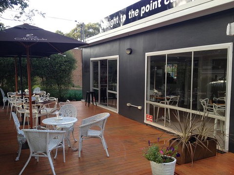 Straight To The Point Cafe - Go Out 0