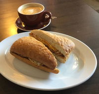 HCafe Quakers Court - Pubs and Clubs
