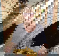 Salty Lizard - Pubs and Clubs