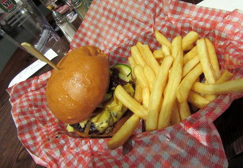 Percy's North Sydney Hotel Bistro - Go Out 0