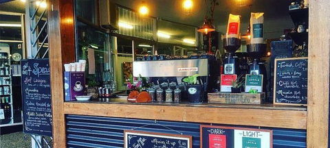 Cafe In Tokyo - Pubs and Clubs 3