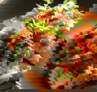 Le Rose Thai Cuisine - Go Out