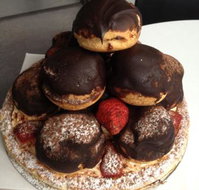 Pie in the Sky Bakery Erina - Pubs and Clubs