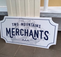 Two Mountains Merchants - Pubs and Clubs