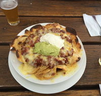 Coast Hotel Budgewoi - Pubs and Clubs