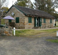Crofters Cottage Cafe - Pubs and Clubs