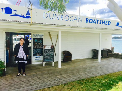 Dunbogan Boat Shed - Go Out 0
