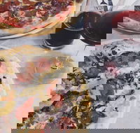 Il Bene - Pubs and Clubs