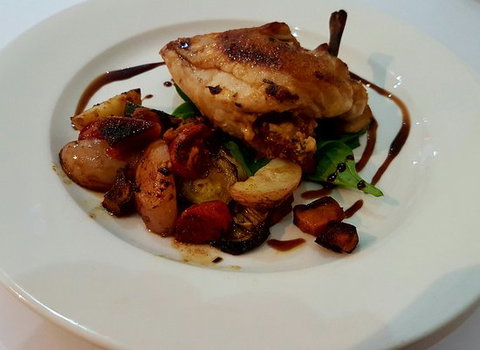 Maverick Bistro - Pubs and Clubs 0