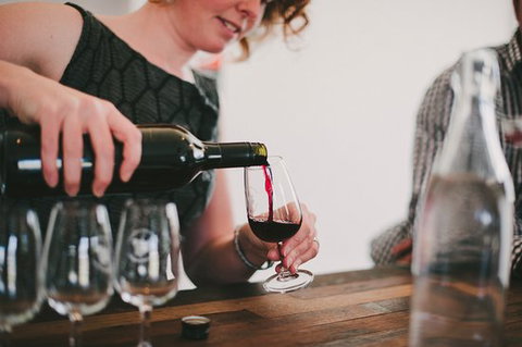 Four Winds Vineyard - Pubs and Clubs 0