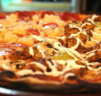 Heat Woodfired Pizza Bar - Go Out