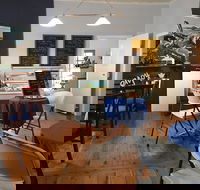 Jayes Gallery and Cafe - Go Out