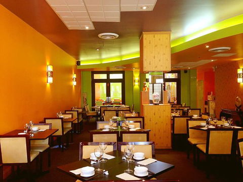 Asian Cafe - Pubs and Clubs 0
