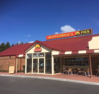 Heatherbrae's Pies - Pubs and Clubs