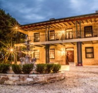 Segenhoe Burger Bar Cafe - Pubs and Clubs