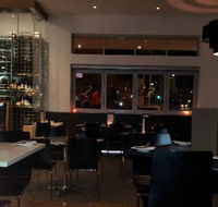 Siren Bar and Restaurant - Pubs and Clubs