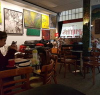 Smiths Alternative - Pubs and Clubs