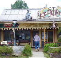 Bemboka Pie Shop - Go Out