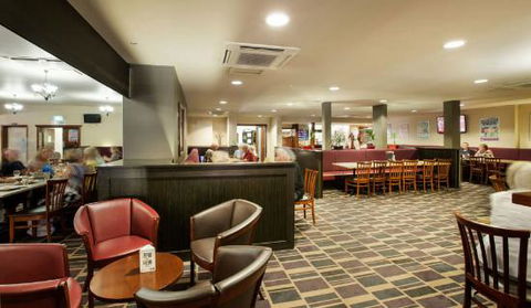 Boomerang Hotel Bistro - Go Out 0