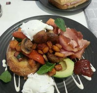 Coffee Cafe Phillip - Pubs and Clubs