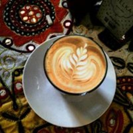 Mad Art Cafe - Go Out 0