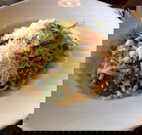 Manuka steak house - Pubs and Clubs