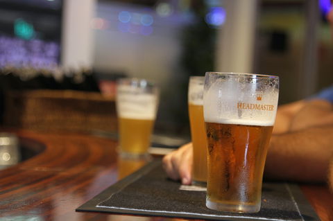 Abbotts Hotel - Pubs and Clubs 0