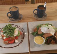 Chill In Cafe - Go Out