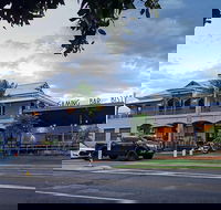 Commercial Hotel Redbank - Pubs and Clubs