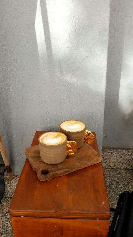 Kafka Coffee Shop - Go Out 0