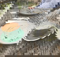 Neighbourhood Espresso - Pubs and Clubs