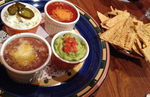 Pot Of Gold Mexican Cantina - Go Out 0