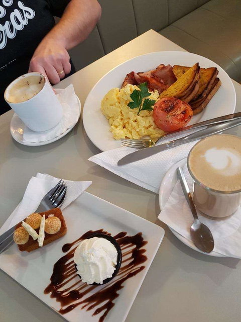 Cafe Siena - Carindale - Go Out 0