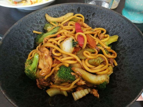 Chi Chi Cafe & Chinese Restaurant - Go Out 0