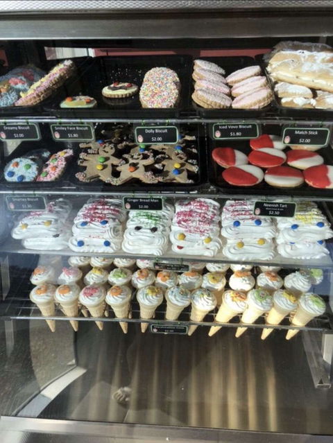 Jindalee Bakery - Go Out 0