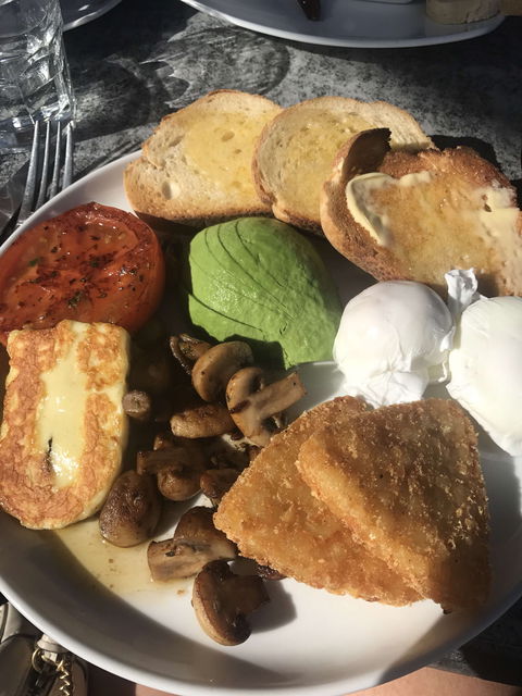 The Noosa Nosherie - Go Out 0