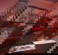 Win Ho Restaurant - Pubs and Clubs